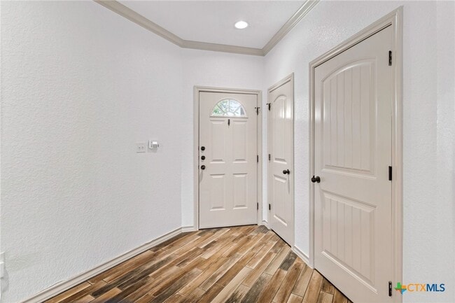 Building Photo - 1005 Tripp Ln