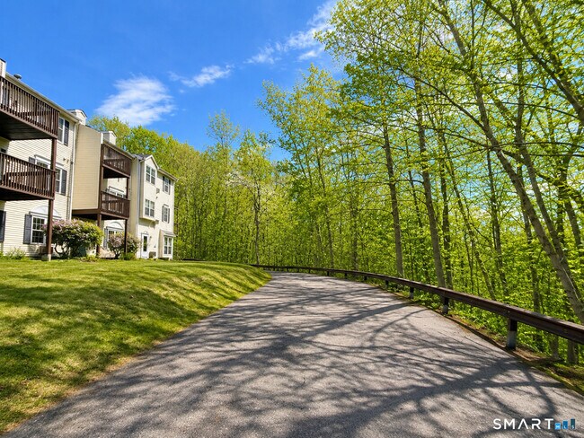 Building Photo - 143 Spyglass Ct