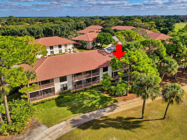 Building Photo - 318 Brackenwood Cir
