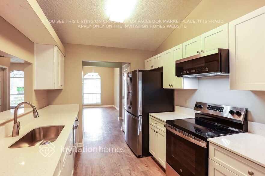 Building Photo - 11769 Mountain Ash Rd E