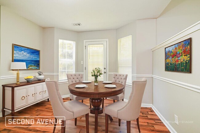 Building Photo - 320 Brookside Dr