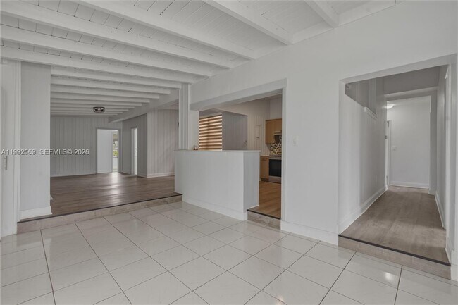 Building Photo - 3825 SW 33rd St