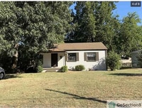 Building Photo - 624 40th Pl