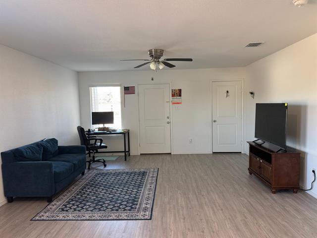 Building Photo - 3004 Harper St