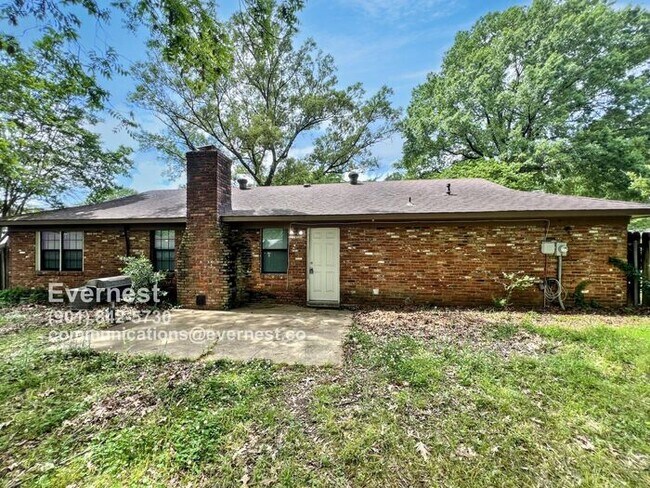 Building Photo - 731 Cumberland Cove