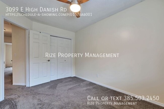 Building Photo - 3099 E High Danish Rd