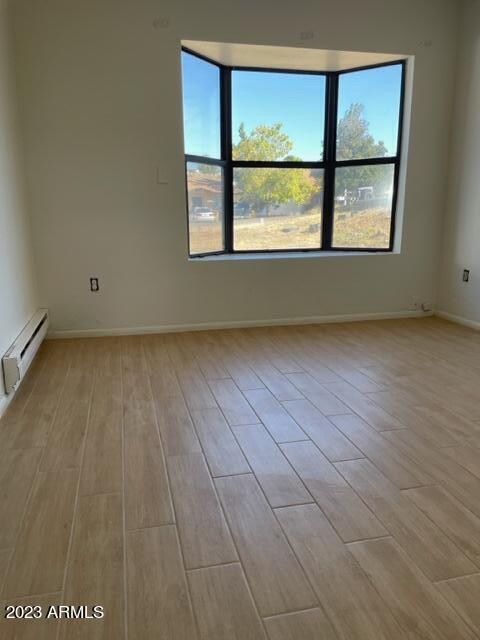 Building Photo - 1030 N Old Chisholm Trail