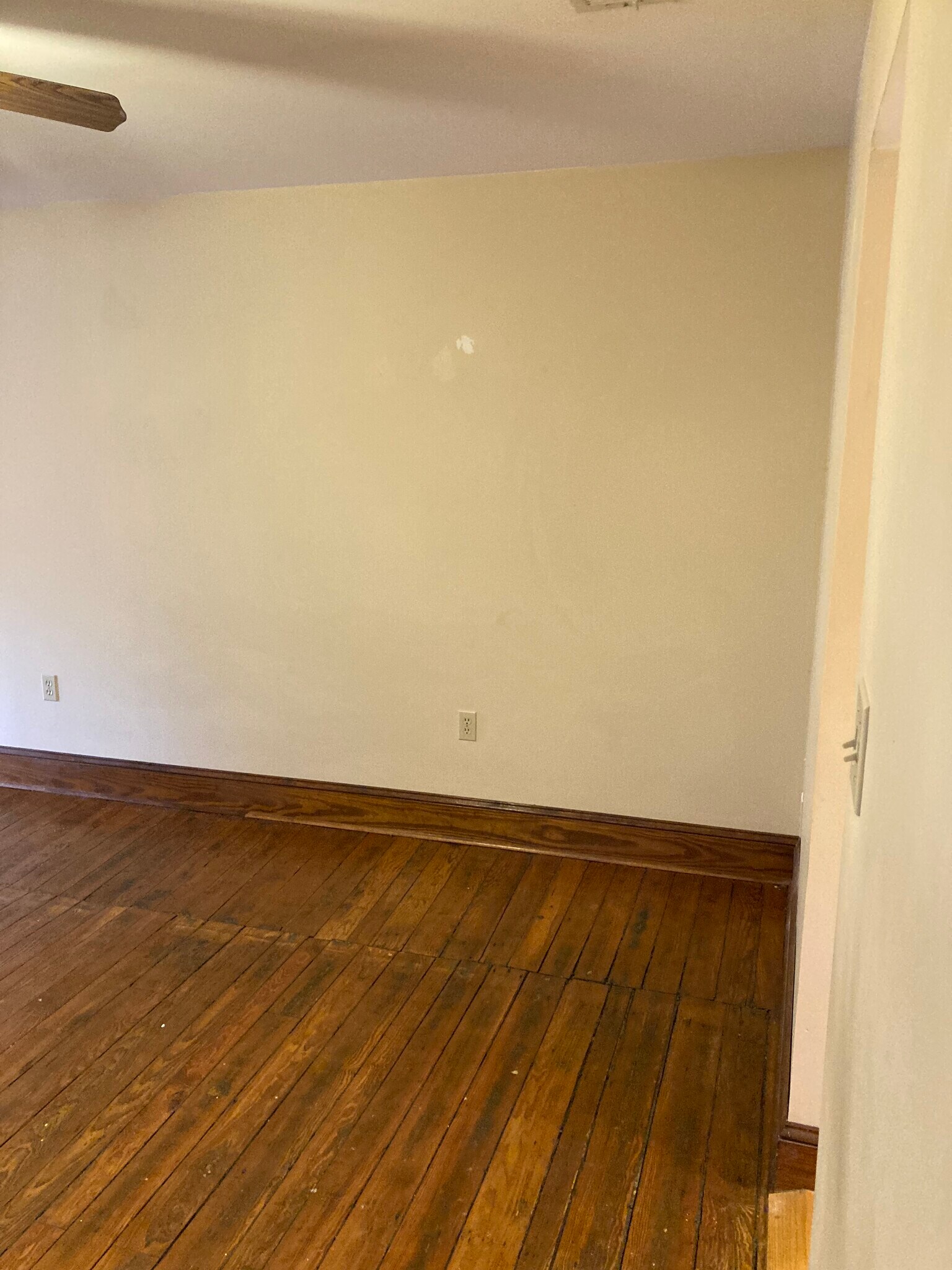 Living Room - 50 Cornhill St