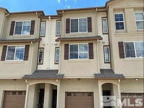 Building Photo - 3072 Sterling Ridge Cir