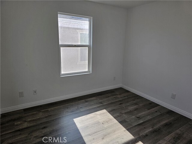 Building Photo - 4725 S Scott Way