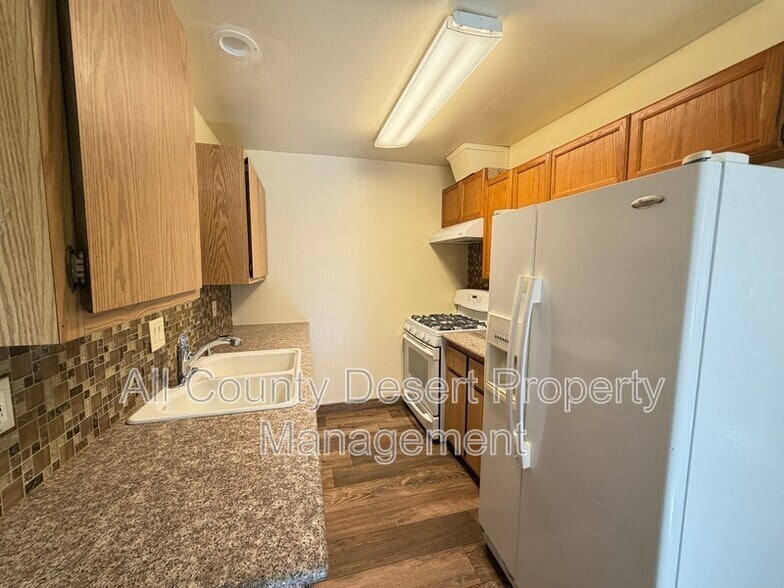 Building Photo - 13079 Eliseo Rd