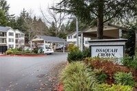 Building Photo - 3bd/2ba Issaquah Condo