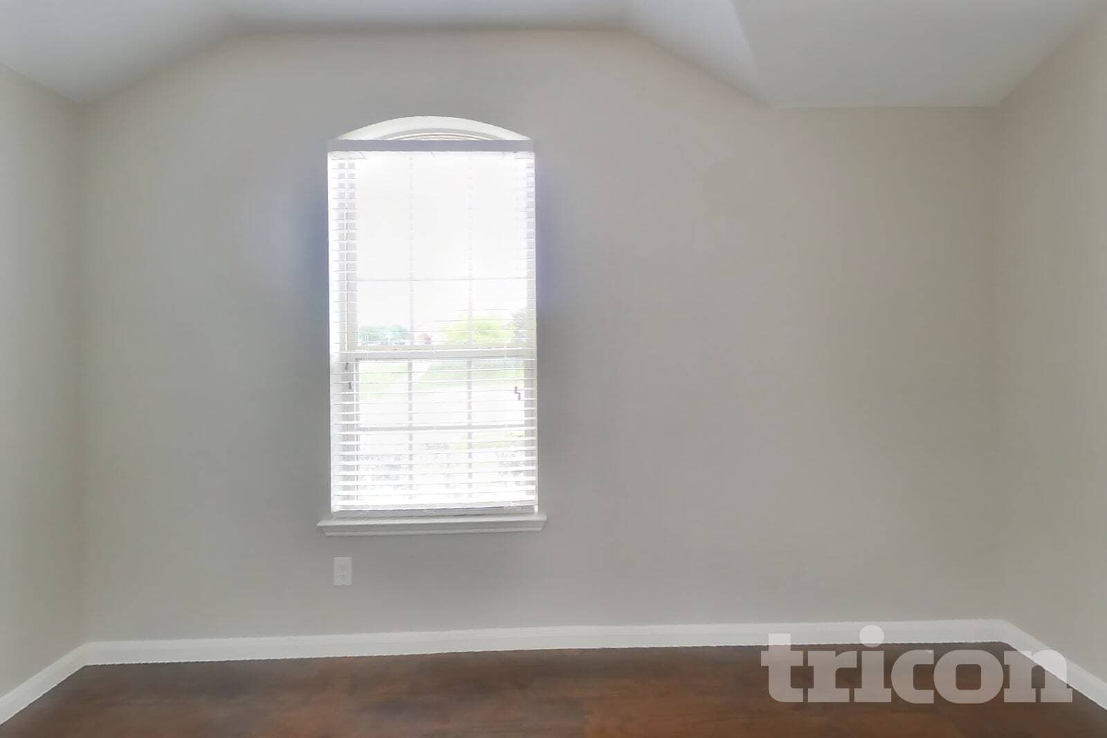Building Photo - 508 Crazy Horse Dr