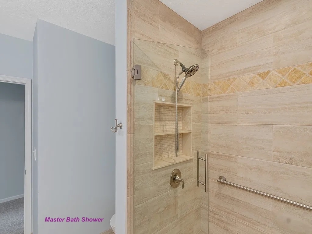 Primary Shower - 5020 Fairways Cir