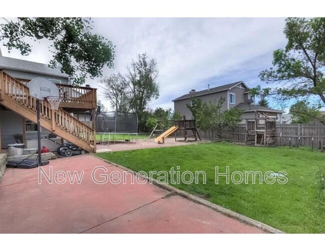 Building Photo - 4245 Sabin Ct