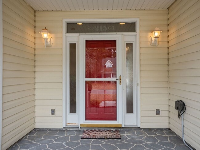 Building Photo - Efficient Brandywine home Available now