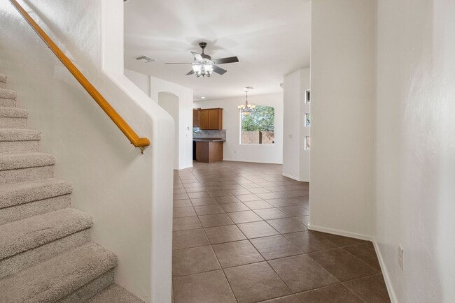 Building Photo - Beautiful 4 Bedroom 3 Bath Home in Vail