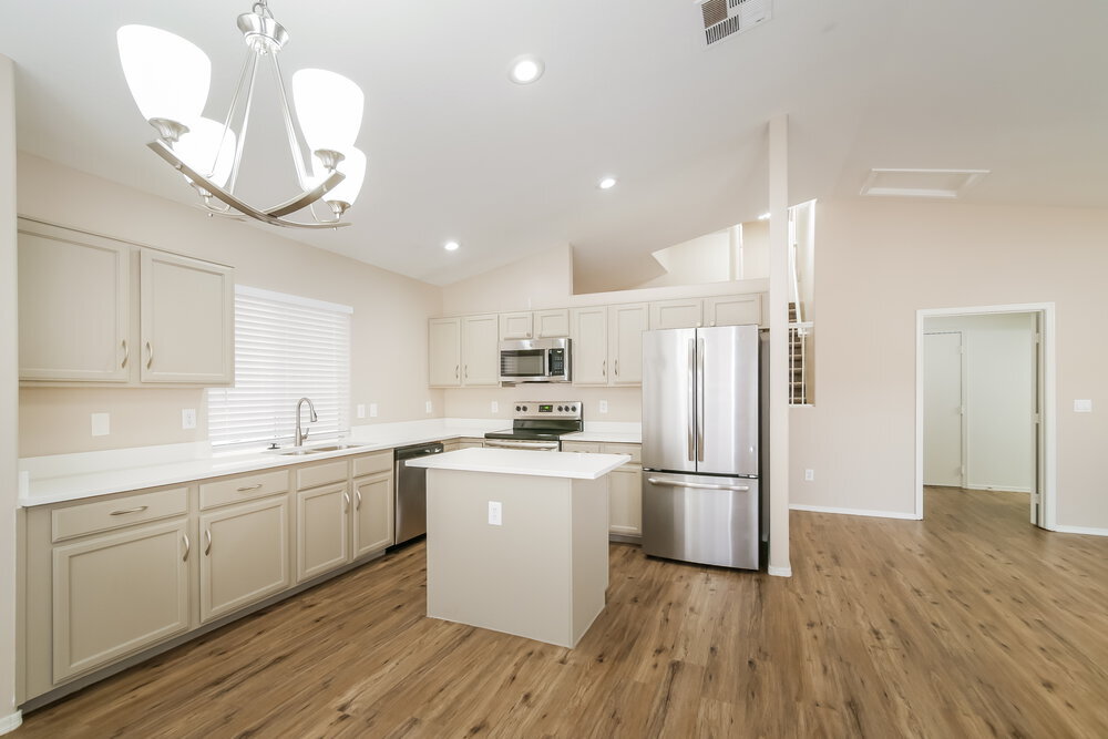 Building Photo - 1434 E South Fork Dr