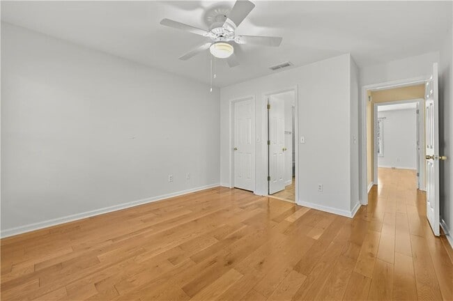 Building Photo - 1070 Admiral Crossing