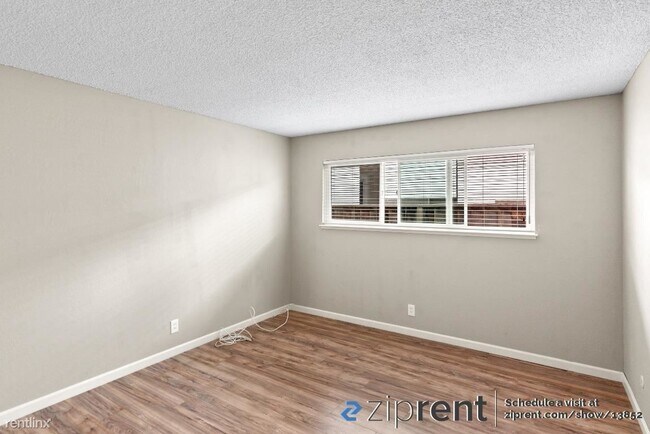 Building Photo - 2 br, 1 bath House - 3405 Payne Avenue, Sa...