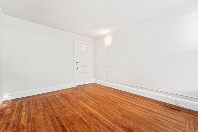 Building Photo - 101 Union Ave