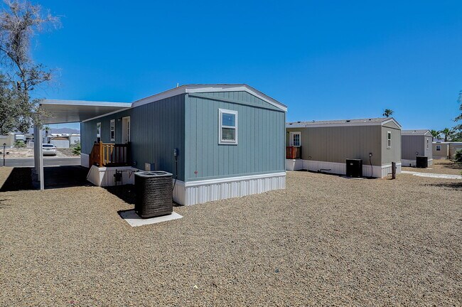 Building Photo - 2627 S Lamb Blvd