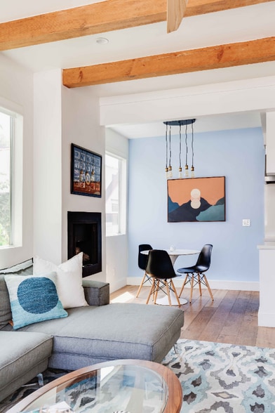 Building Photo - 100 S Venice Blvd