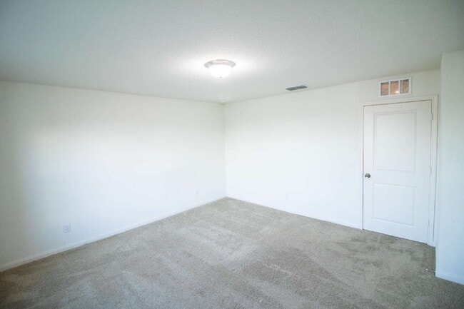 Building Photo - 13514 Flower Pond
