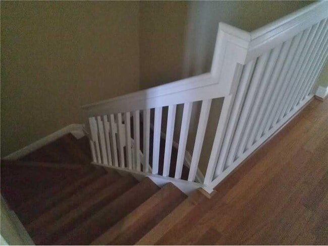 Building Photo - 6920 Julia Gardens Dr