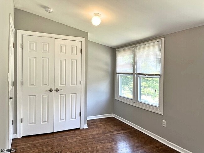 Building Photo - 200 Roseland Ave