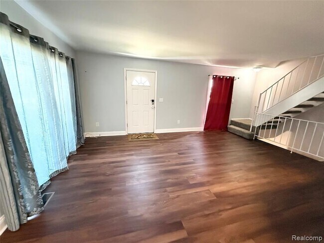 Building Photo - 23647 Stonehenge Blvd