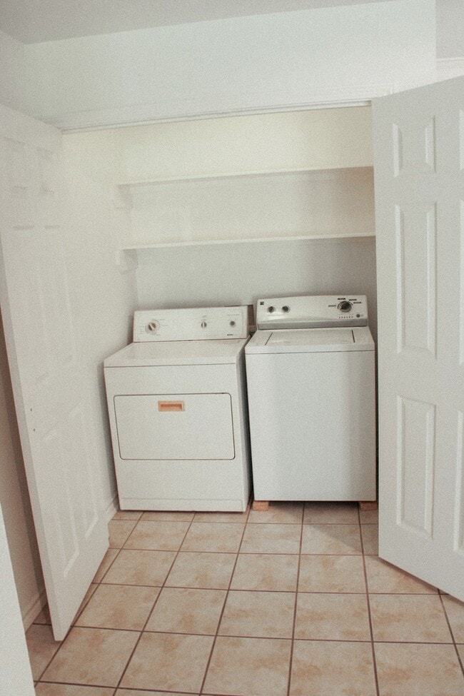 Building Photo - 2118 Avenue M