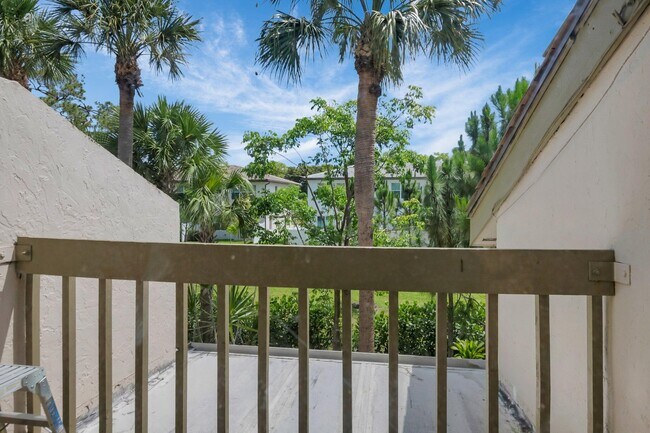 Building Photo - 22922 Ironwedge Dr