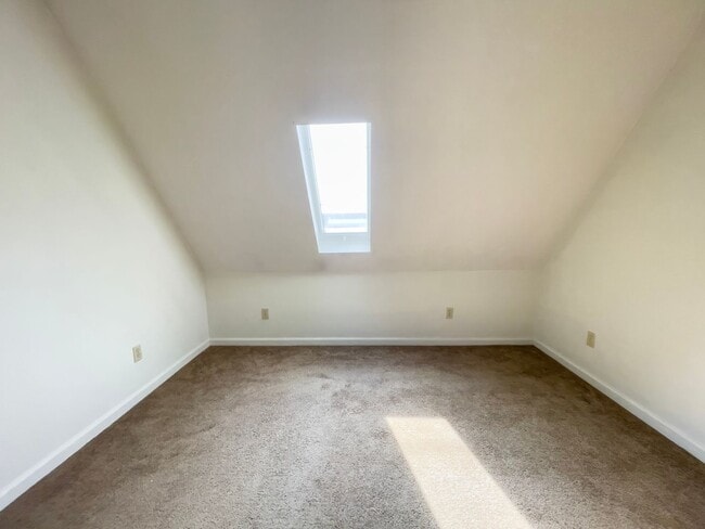 Building Photo - Yorktown School District