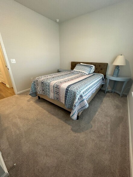 Building Photo - 9189 Little Osprey Dr