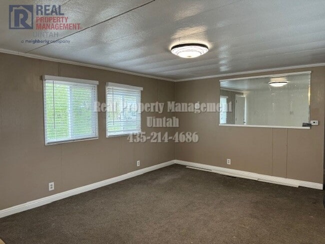 Building Photo - 3 Bedroom 1.5 Bathroom Single Wide Trailer