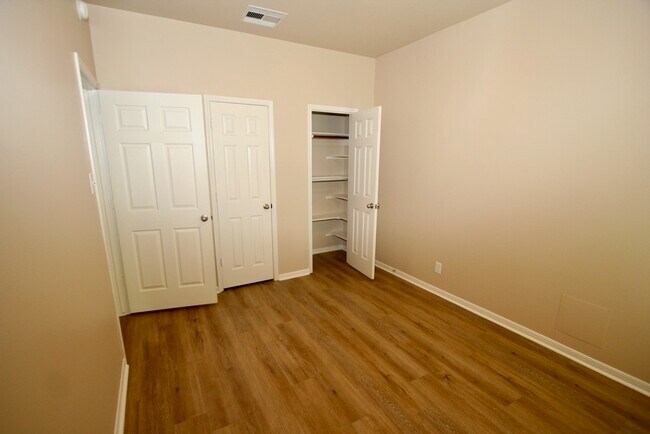 Building Photo - 28222 Helmsman Knolls Dr