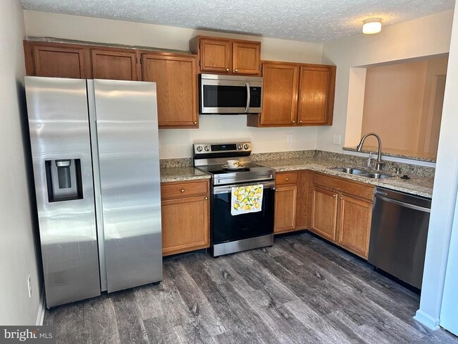 Building Photo - 5032 Merganser Ct