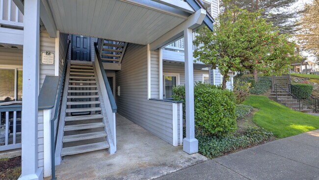 Building Photo - 33020 10th Ave SW