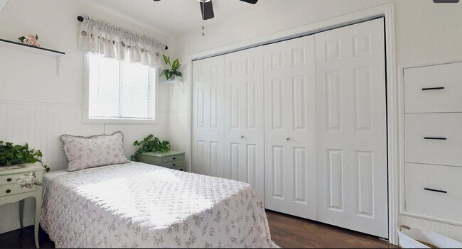 Building Photo - 3 BED 1 BATH COUNTRY SETTING HOME WITH BONUS ROOM