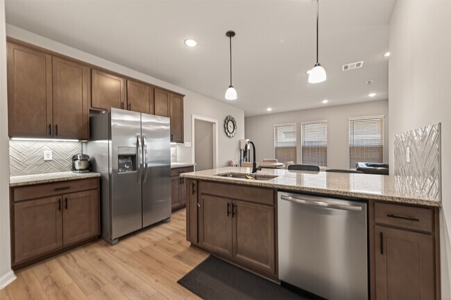Building Photo - 1010 Gentle Nook Dr