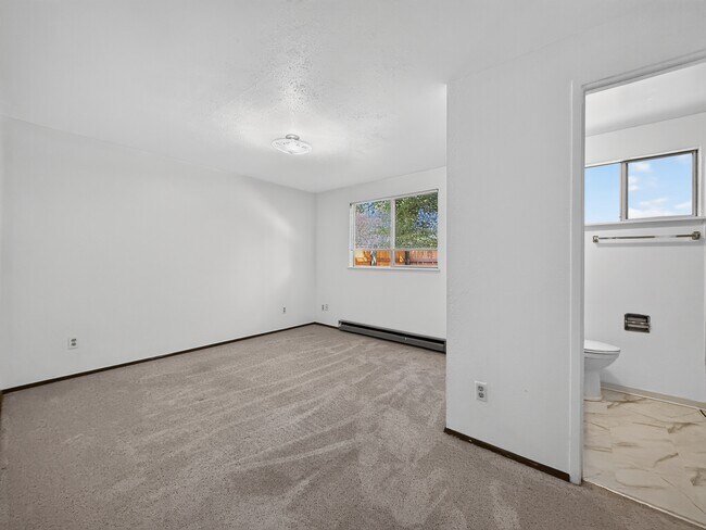 Building Photo - 5025 S 167th St