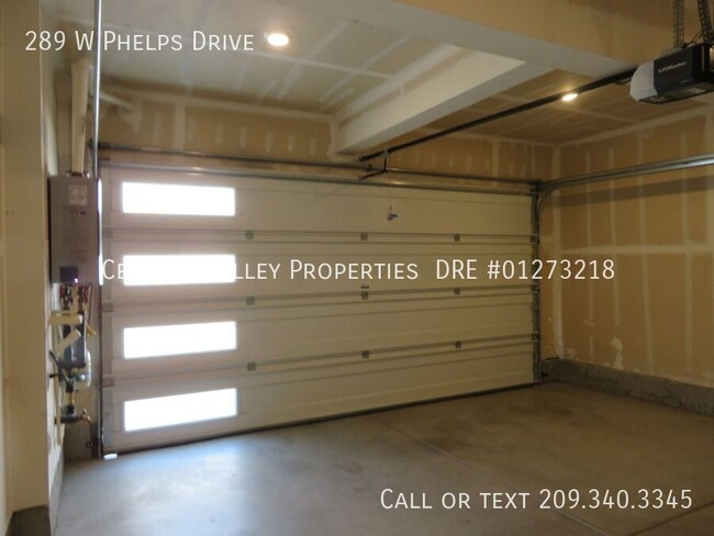 Building Photo - 289 W Phelps Dr