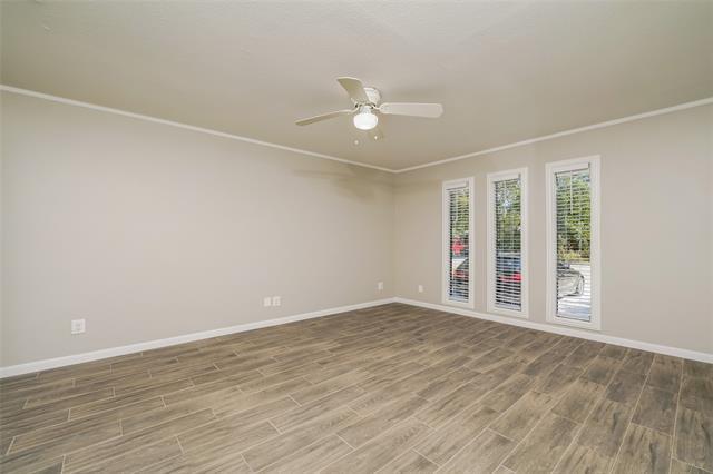 Building Photo - 2937 Larry Dr