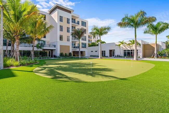 Building Photo - 2700 Donald Ross Rd