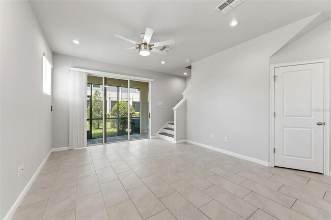 Building Photo - 2587 Everglade Way