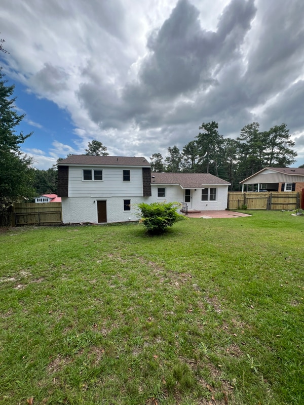 Building Photo - 3179 River Oak Rd
