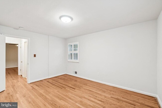 Building Photo - 1624 41st St N