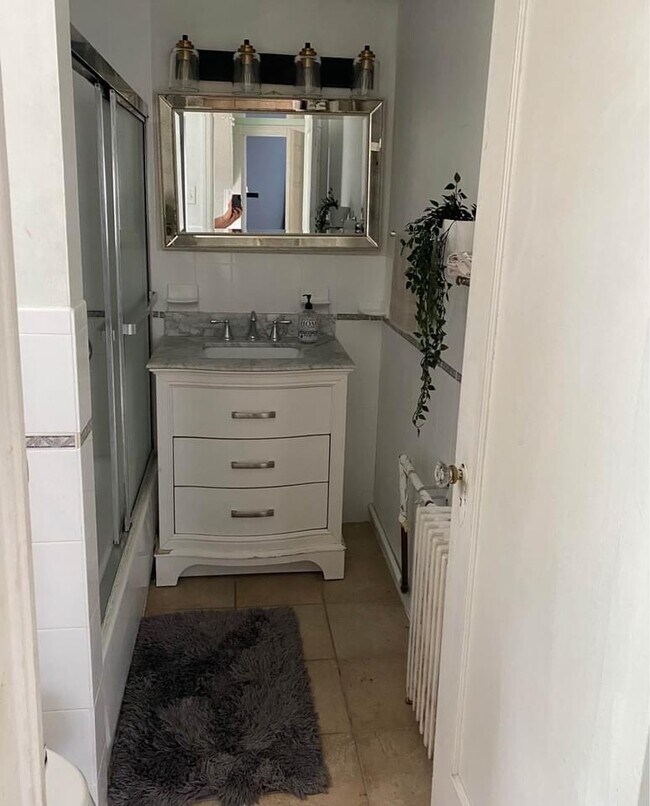 Building Photo - 787 Glen Rd