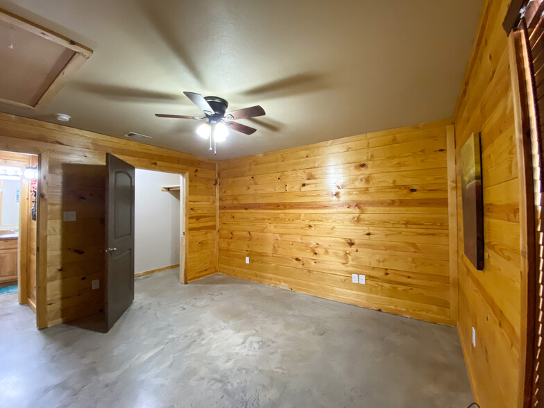 Building Photo - 1517 County Road 706